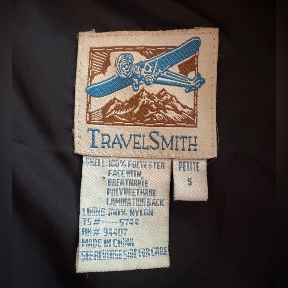 TravelSmith Women's Black Trench Coat. Size PS - Picture 6 of 9